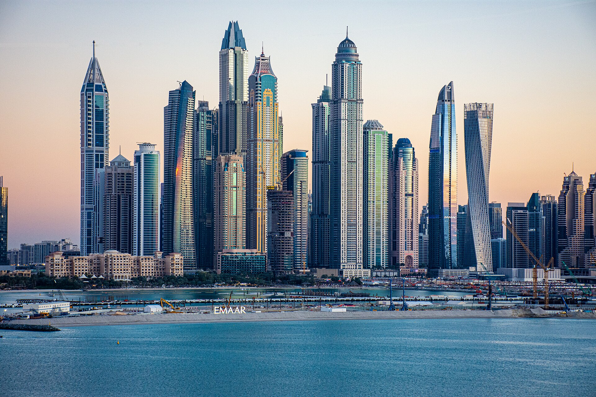 Emaar Beachfront, Dubai